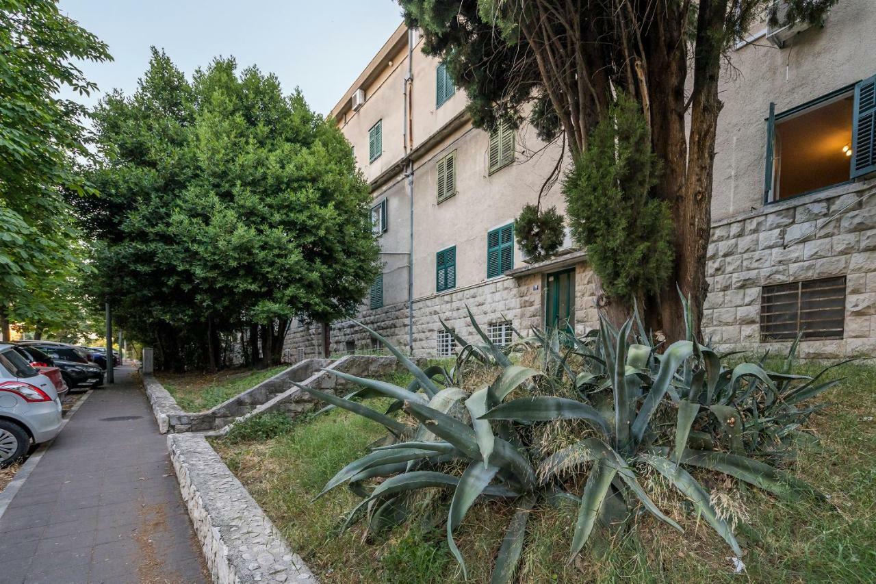 Studio Apartments Marcel Split Exterior foto